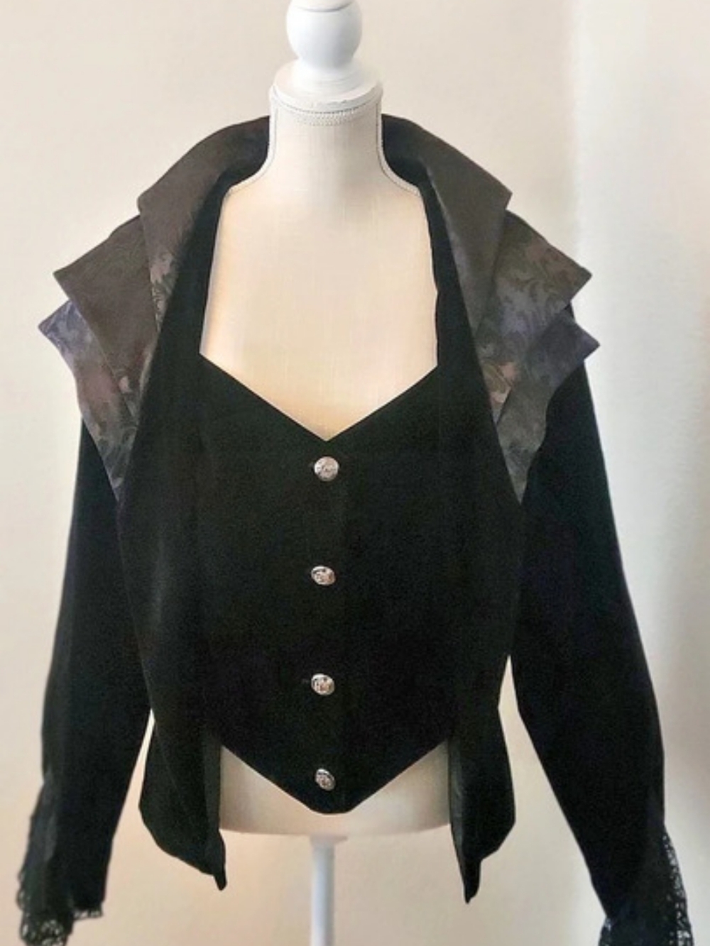 Scarlet Darkness Gothic Velvet Lace Jacket XL Victorian Halloween